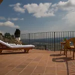 Отель Castello Di