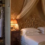 Отель Castello Di 5*