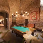 Отель Castello Di