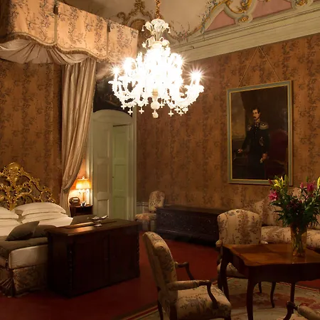 Отель Castello Di