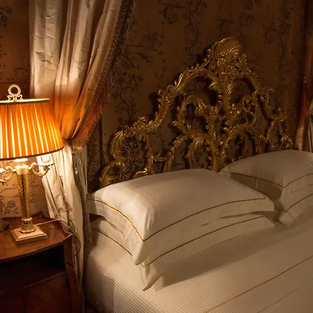 Отель Castello Di