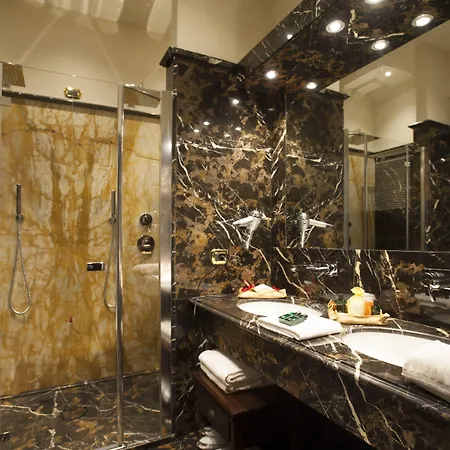 Castello Di Отель Гуарене