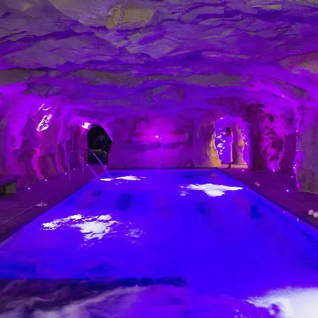 Отель Castello Di Гуарене