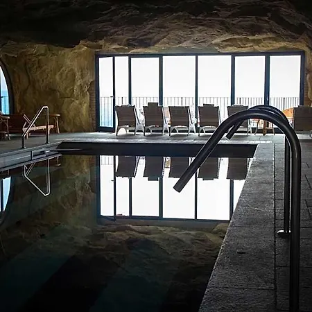 Castello Di Hotel