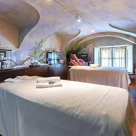 Castello Di 5* Гуарене