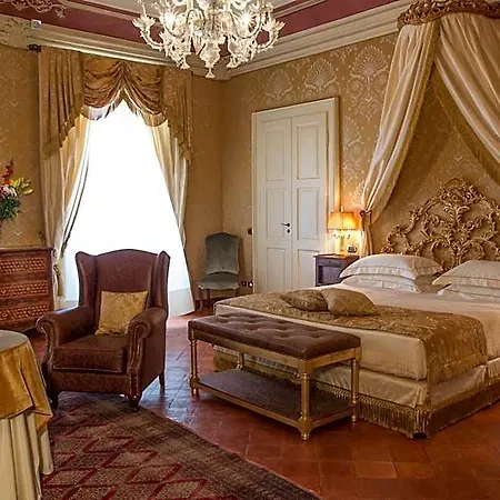 Castello Di Guarene
