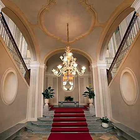 Отель Castello Di Гуарене