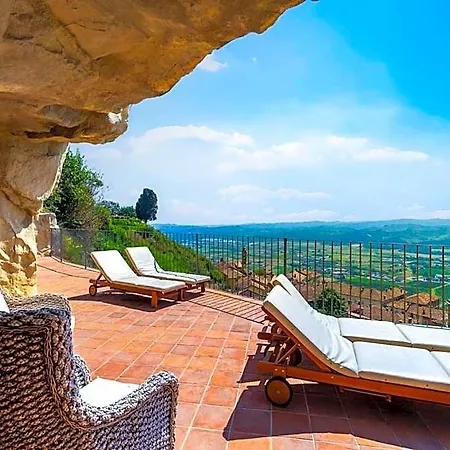 Hotel Castello Di Guarene