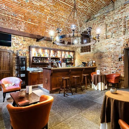 Hotel Castello Di 5*
