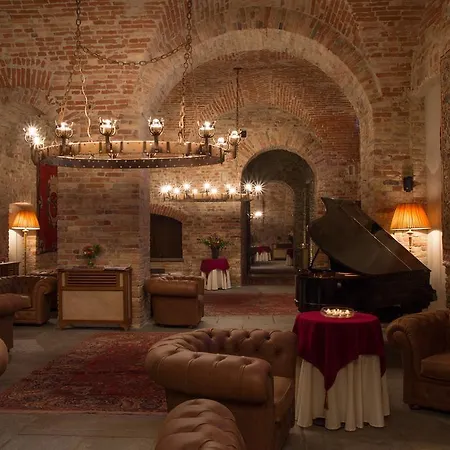 Castello Di Отель 5*