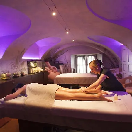 Отель Castello Di