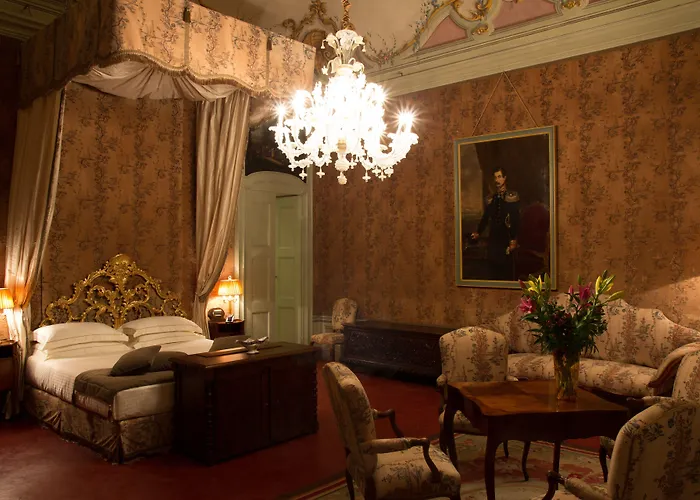 فندق Castello Di