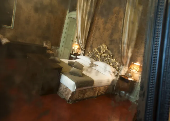 فندق Castello Di Guarene