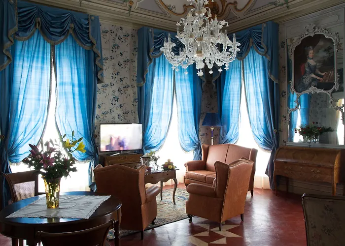 فندق Castello Di