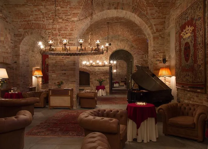 Castello Di Hotel 5*